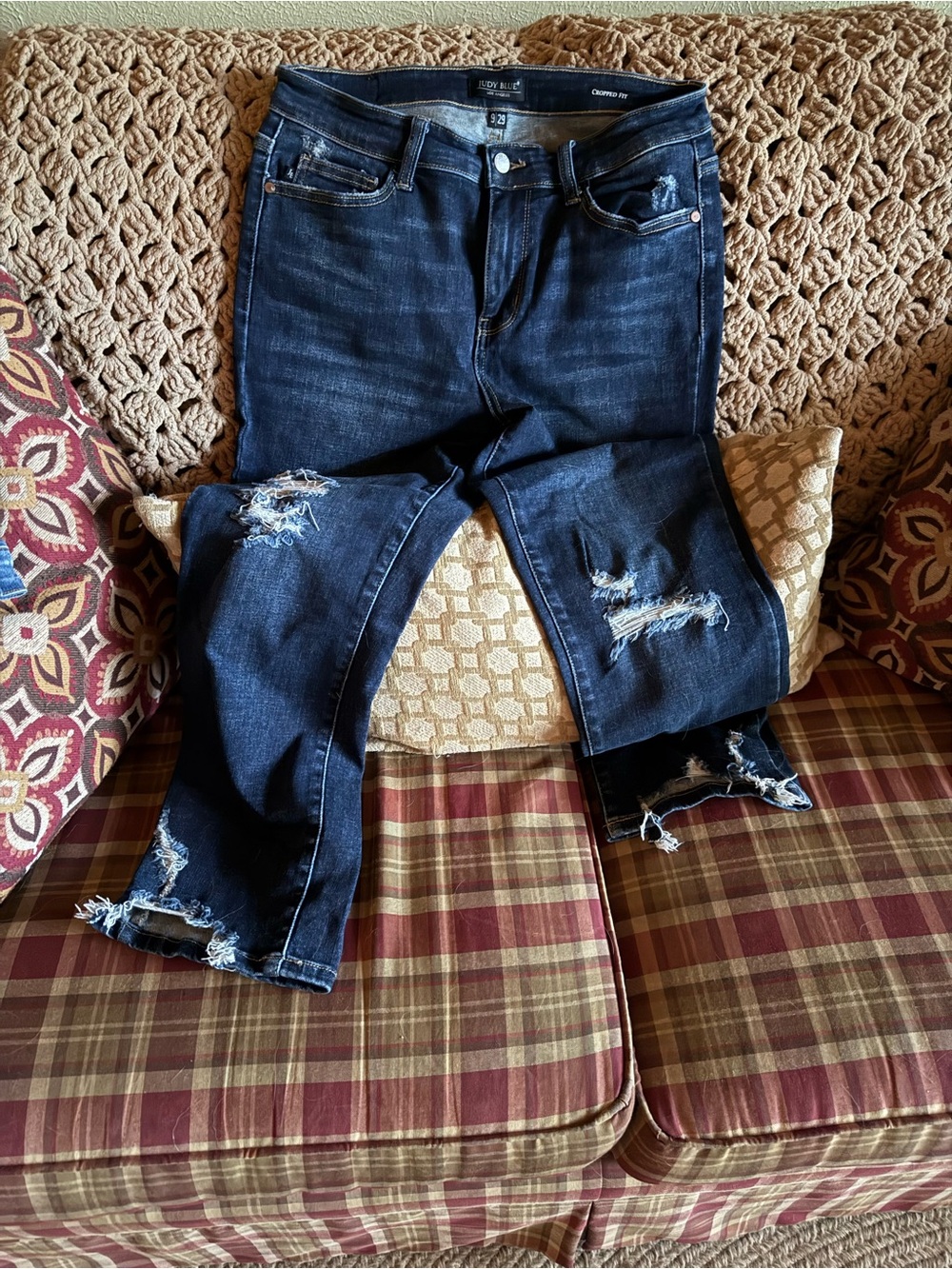 Judy Blue Dark Blue Cropped Denim Jeans